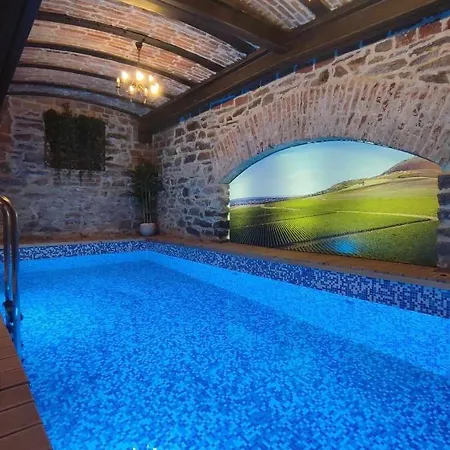 Helvecija 1880 Hotell 4*