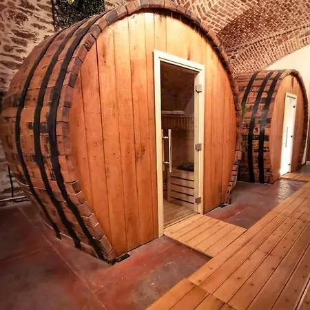 Hotell Helvecija 1880 4*