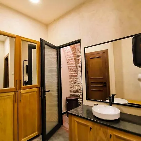 Helvecija 1880 Hotell